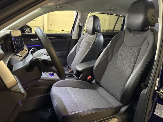 Volkswagen Tayron 1.5 eTSI 150PK DSG LIFE 7-PERSOONS/TREKHAAK/360CAMERA/FABRIEKS-GARANTIE ActivLease financial lease