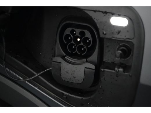 Volkswagen Tiguan 1.5 TSI eHybrid 204PK Life | Tech Pakket | Comfort Pakket | Dode-hoek sensor | Wegklapbare trekhaak ActivLease financial lease