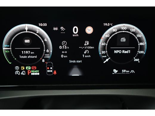 Volkswagen Tiguan 1.5 TSI eHybrid 204PK Life | Tech Pakket | Comfort Pakket | Dode-hoek sensor | Wegklapbare trekhaak ActivLease financial lease