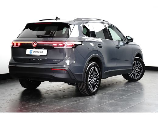 Volkswagen Tiguan 1.5 TSI eHybrid 204PK Life | Tech Pakket | Comfort Pakket | Dode-hoek sensor | Wegklapbare trekhaak ActivLease financial lease