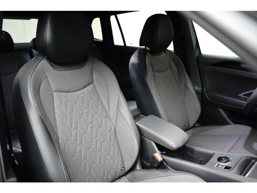 Volkswagen Tiguan 1.5 TSI eHybrid 204PK Life | Tech Pakket | Comfort Pakket | Dode-hoek sensor | Wegklapbare trekhaak ActivLease financial lease