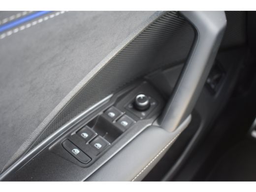 Volkswagen Tiguan R-Line Edition - eHybrid | Trekhaak | 'App-Connect' draadloze smartphone integratie | Achteruitri... ActivLease financial lease