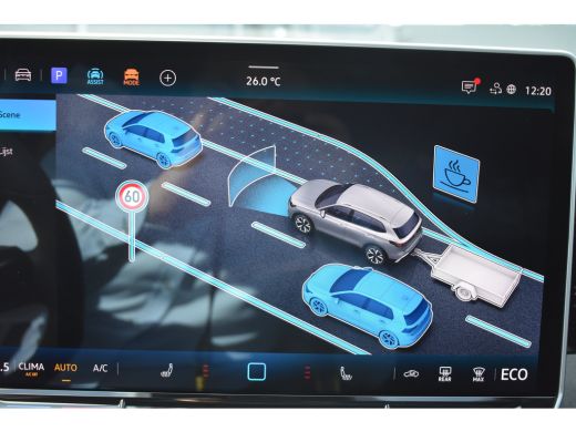 Volkswagen Tiguan R-Line Edition - eHybrid | Trekhaak | 'App-Connect' draadloze smartphone integratie | Achteruitri... ActivLease financial lease