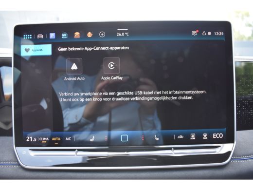 Volkswagen Tiguan R-Line Edition - eHybrid | Trekhaak | 'App-Connect' draadloze smartphone integratie | Achteruitri... ActivLease financial lease