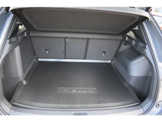 Volkswagen Tiguan R-Line Edition - eHybrid | Trekhaak | 'App-Connect' draadloze smartphone integratie | Achteruitri... ActivLease financial lease