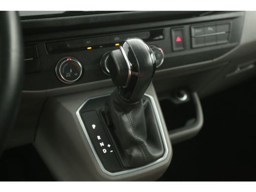 Volkswagen Transporter 2.0 TDI L2H1 150PK | Dubbele Cabine | DSG | Airco | Cruise | Camera | Carplay | 2xSchuifdeur ActivLease financial lease