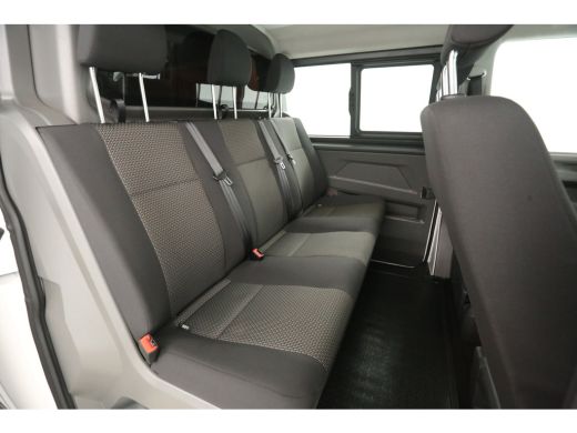Volkswagen Transporter 2.0 TDI L2H1 150PK | Dubbele Cabine | DSG | Airco | Cruise | Camera | Carplay | 2xSchuifdeur ActivLease financial lease
