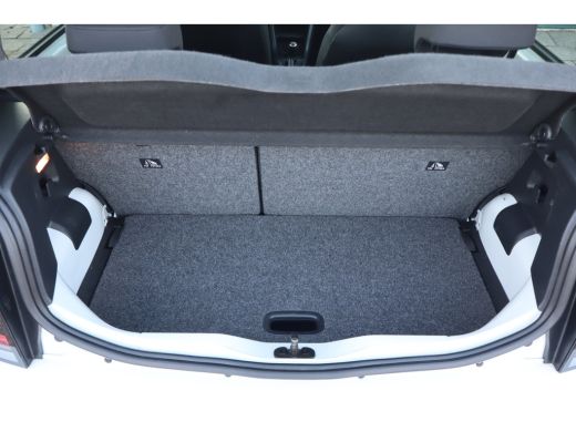 Volkswagen up! 1.0 | Airco | Bandenspanningscontrolesysteem | DAB ontvanger ActivLease financial lease