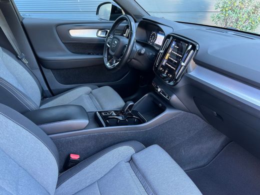 Volvo  XC40 1.5 T5 Recharge R-Design | Harman/Kardon | Trekhaak | Pilot Assist | Camera | ActivLease financial lease