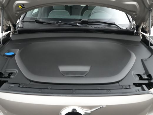 Volvo  XC40 Recharge Plus 70 kWh | Adaptive Cruise | BLIS | Pilot Assist | Keyless | All Season | Camera | El... ActivLease financial lease