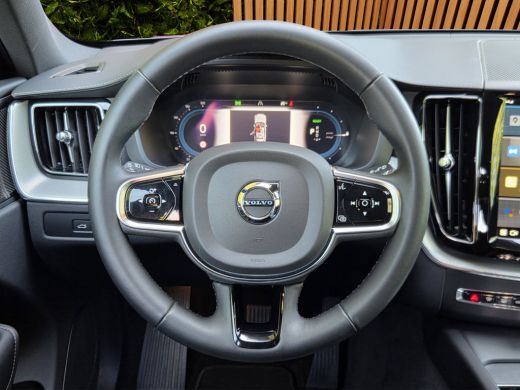 Volvo  XC60 2.0 T8 Plug-in hybrid AWD Ultimate Dark | Polestar optimalisatie | Dealer onderhouden | SOH 96% |... ActivLease financial lease