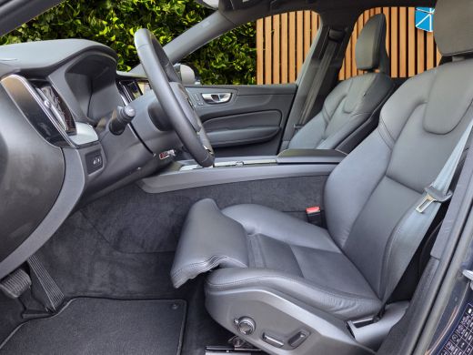 Volvo  XC60 2.0 T8 Plug-in hybrid AWD Ultimate Dark | Polestar optimalisatie | Dealer onderhouden | SOH 96% |... ActivLease financial lease