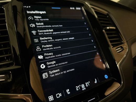 Volvo  XC90 T8 AWD Recharge Ultimate Ultra Bright | Luchtvering | Trekhaak | 360 Camera | Head-Up Display | H... ActivLease financial lease