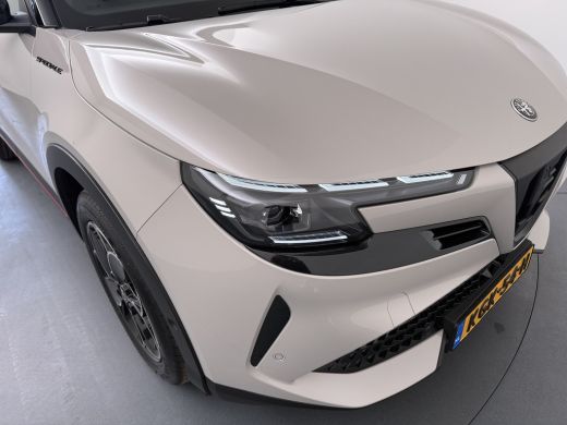 Alfa Romeo Junior Elettrica Speciale | "Spiga" Stoffen/ecoleder bekleding met rode accenten - 6-voudig verstelbare ... ActivLease financial lease