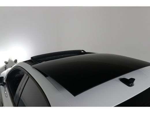 Audi A3 Limousine 30 TFSI Advanced edition | Open Dak | Afneembare Trekhaak | LED | Sportstoelen | Navi B... ActivLease financial lease