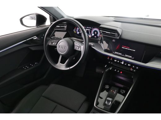 Audi A3 Limousine 30 TFSI Advanced edition | Open Dak | Afneembare Trekhaak | LED | Sportstoelen | Navi B... ActivLease financial lease