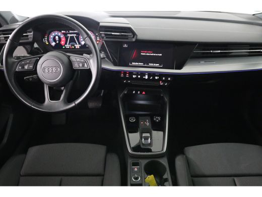 Audi A3 Limousine 30 TFSI Advanced edition | Open Dak | Afneembare Trekhaak | LED | Sportstoelen | Navi B... ActivLease financial lease