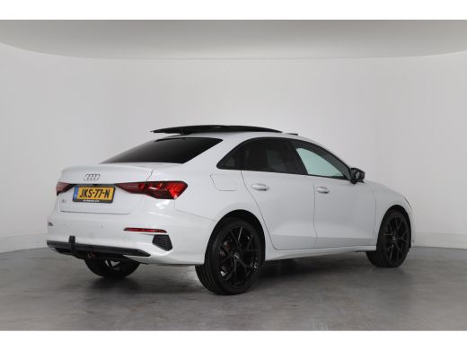 Audi A3 Limousine 30 TFSI Advanced edition | Open Dak | Afneembare Trekhaak | LED | Sportstoelen | Navi B... ActivLease financial lease