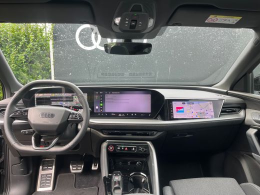 Audi Q5 2.0 TFSI e-hybrid quattro S edition | Luchtvering | Trekhaak | Panoramadak | Tech Plus | Optiek z... ActivLease financial lease