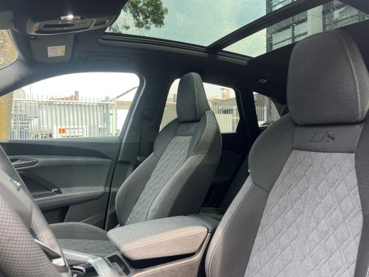 Audi Q5 2.0 TFSI e-hybrid quattro S edition | Luchtvering | Trekhaak | Panoramadak | Tech Plus | Optiek z... ActivLease financial lease