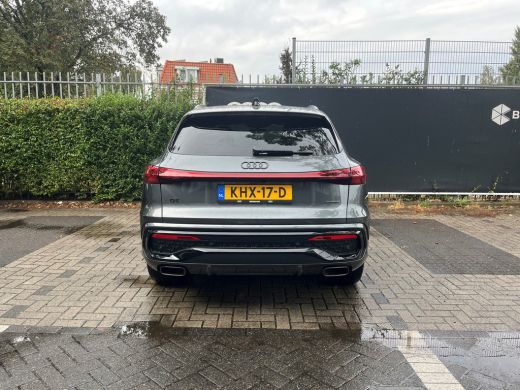 Audi Q5 2.0 TFSI e-hybrid quattro S edition | Luchtvering | Trekhaak | Panoramadak | Tech Plus | Optiek z... ActivLease financial lease