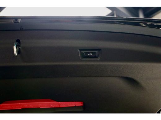 BMW X1 xDrive25e M Sport|PANO|TrkHk|LEDER|20'' ActivLease financial lease