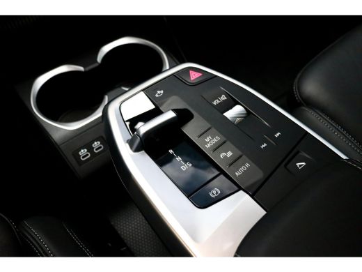 BMW X1 xDrive25e M Sport|PANO|TrkHk|LEDER|20'' ActivLease financial lease