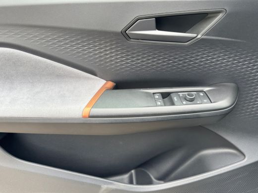CUPRA Born Business 62 kWh 204pk Parkeersensoren achter & voor | Apple CarPlay & Android Auto | Cruise Control ActivLease financial lease