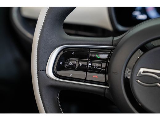 Fiat 500C 1.0 Hybrid La Prima | Camera | Stoelverwarming | Parkeersensoren | Climate Controle | Apple Carpl... ActivLease financial lease