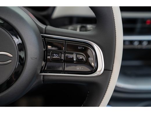 Fiat 500C 1.0 Hybrid La Prima | Camera | Stoelverwarming | Parkeersensoren | Climate Controle | Apple Carpl... ActivLease financial lease