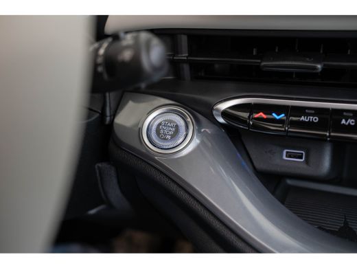 Fiat 500C 1.0 Hybrid La Prima | Camera | Stoelverwarming | Parkeersensoren | Climate Controle | Apple Carpl... ActivLease financial lease