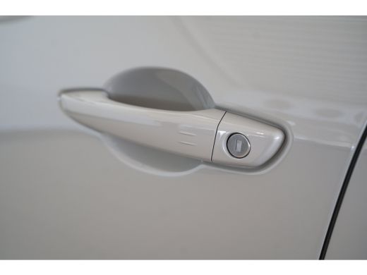 Fiat 600e La Prima 54 kWh | Tot 8 Jaar Garantie! | Dolce-Vita Pack | Verwarmd Voorraam | Camera | Navigatie... ActivLease financial lease