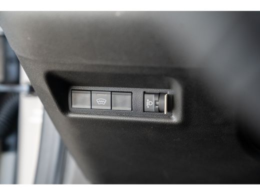 Fiat 600e La Prima 54 kWh | Tot 8 Jaar Garantie! | Dolce-Vita Pack | Verwarmd Voorraam | Camera | Navigatie... ActivLease financial lease