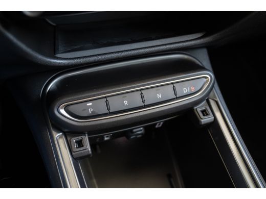 Fiat 600e La Prima 54 kWh | Tot 8 Jaar Garantie! | Dolce-Vita Pack | Verwarmd Voorraam | Camera | Navigatie... ActivLease financial lease