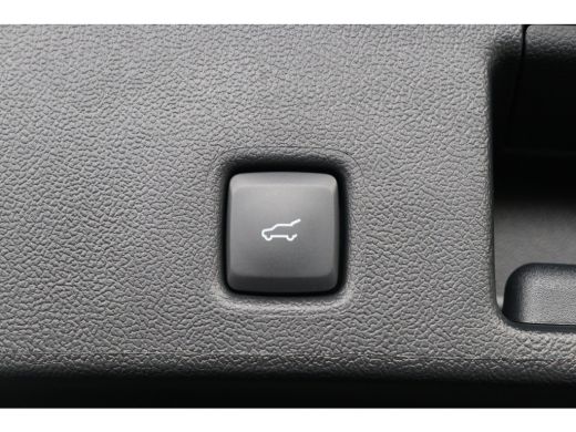 Ford Kuga Plug-In Hybrid ST-Line X | Black Pack | Trekhaak | Elektrisch Panoramadak | Winter Pack | Matrix ... ActivLease financial lease