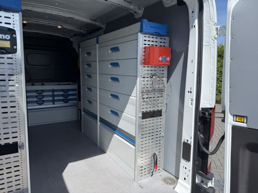 Ford Transit 350 2.0 TDCI 130 PK / L3H2 / 2x SCHUIFDEUR / SORTIMO INRICHTING / IMPERIAAL / 2.8 TONS TREKHAAK /... ActivLease financial lease