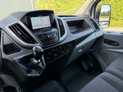 Ford Transit 350 2.0 TDCI 130 PK / L3H2 / 2x SCHUIFDEUR / SORTIMO INRICHTING / IMPERIAAL / 2.8 TONS TREKHAAK /... ActivLease financial lease