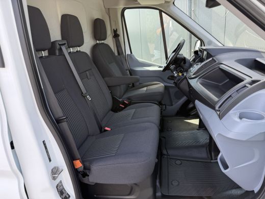 Ford Transit 350 2.0 TDCI 130 PK / L3H2 / 2x SCHUIFDEUR / SORTIMO INRICHTING / IMPERIAAL / 2.8 TONS TREKHAAK /... ActivLease financial lease