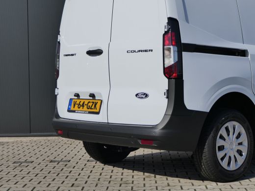 Ford Transit Courier 1.0 EcoBoost 100pk Trend | Benzine! | CarPlay/Android Auto | Bluetooth | Parkeersensoren | Airco ... ActivLease financial lease