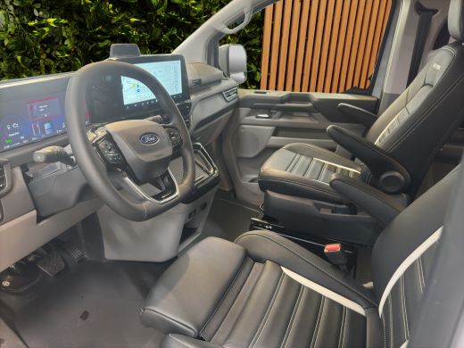 Ford Transit Custom Plug-in-Hybrid Grey Platinum Dubbel Cabine | 360 cam. | 5-zits | Sportpakket | Fiscaal aantrekkel... ActivLease financial lease