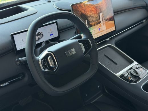 Geely Starray EM-i MAX+ PHEV LONG RANGE NIEUWE AUTO | 29,8 kWh ACCU | 136 KM WLTP | PANORAMADAK | STOELVERWARMING/KO... ActivLease financial lease