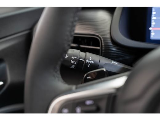 Jeep Avenger 1.2 e-Hybrid Longitude | Navigatie | Parkeersensoren | Adaptive Cruise | Lichtmetalen velgen | LE... ActivLease financial lease