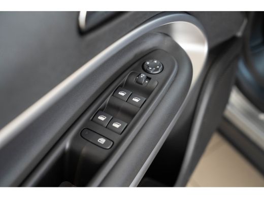 Jeep Avenger 1.2 e-Hybrid Summit | Tot 8 Jaar Garantie | Navigatie | Camera | Elektrische Achterklep | Keyless... ActivLease financial lease