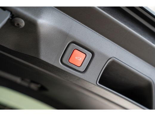 Jeep Compass 1.2 e-Hybrid First Edition | Panoramadak | Camera | Premium Audio | Elektrische Achterklep | Keyl... ActivLease financial lease