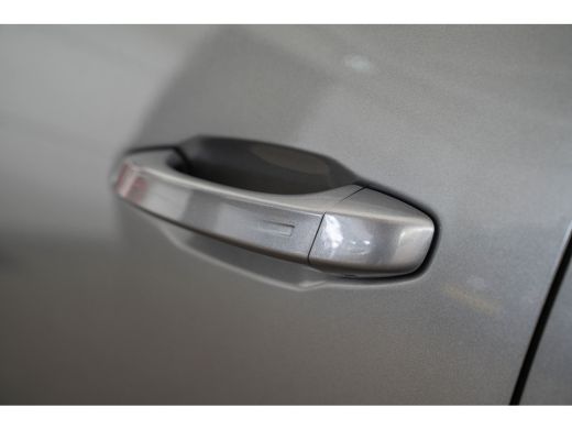 Jeep Compass 1.2 e-Hybrid First Edition | Panoramadak | Camera | Premium Audio | Elektrische Achterklep | Keyl... ActivLease financial lease