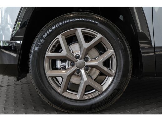 Jeep Compass 1.2 e-Hybrid First Edition | Panoramadak | Camera | Premium Audio | Elektrische Achterklep | Keyl... ActivLease financial lease