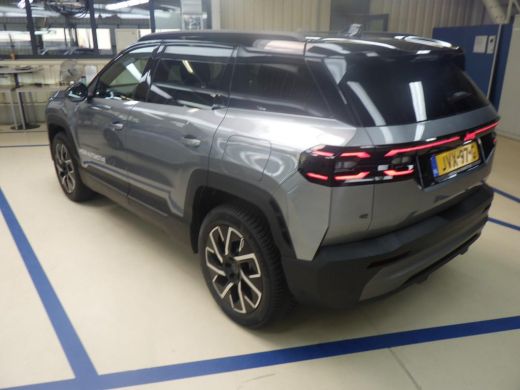 Jeep Compass First Edition 74 kWh Tot 8 Jaar Garantie! | Convenience Pack | Warmtepomp | 19" AllSeason | Two T... ActivLease financial lease