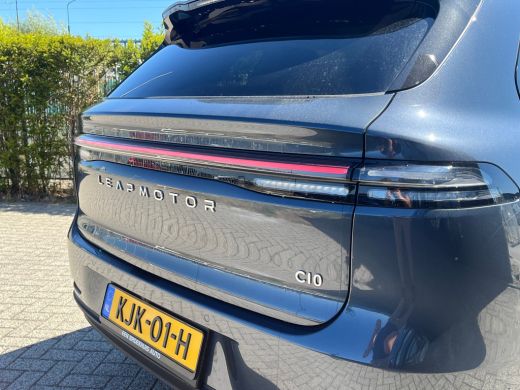 Leapmotor C10 Design REEV 28.4 kWh 1500KG TREKGEWICHT | 360 GRADEN CAMERA | LEDEREN BEKLEDING | STOELVERWARMING... ActivLease financial lease