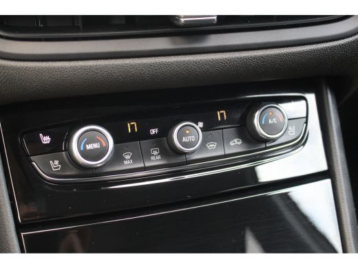 Opel Grandland 1.6 Turbo Plug-In Hybrid Business Elegance | Afn Trekhaak | Camera | Stoelverw. & Vert | Carplay ... ActivLease financial lease