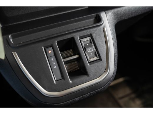 Opel Vivaro-e L3 75 kWh | Tot 8 Jaar Garantie | Apple Carplay & Android Auto | Camera | Parkeersensoren | Cruis... ActivLease financial lease